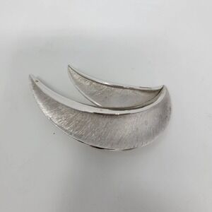 Vintage Crown Trifari Silver Tone Crescent‎ Moon Brooch Pin